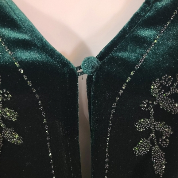 Vintage Green Velvet Beaded Cardigan, Sz 14P - Picture 3 of 7